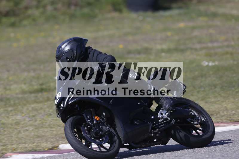 /01 02.04.2026 MAZ ADR/Gruppe gelb Gruppe gruen/12